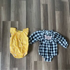 Yellow floral and  Black and White plaid 2 sets Checkered Romper suze 3 M